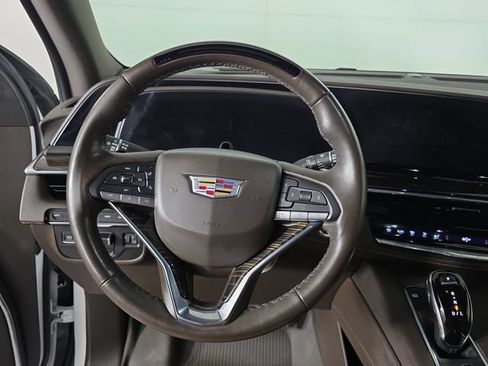 Used 2021 Cadillac Escalade Premium Luxury w/ Driver Assist Tech Package AWD/4WD image 11