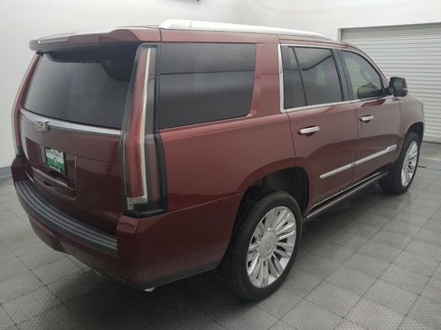 Used 2018 Cadillac Escalade Platinum RWD image 9