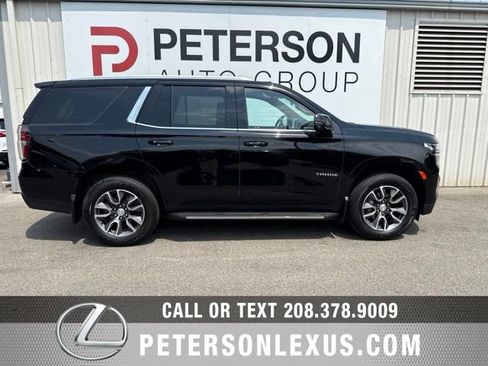 Used 2021 Chevrolet Tahoe LT w/ LT Signature Package AWD/4WD image 3