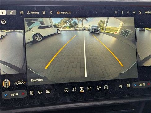 Used 2023 Rivian R1T Adventure image 9