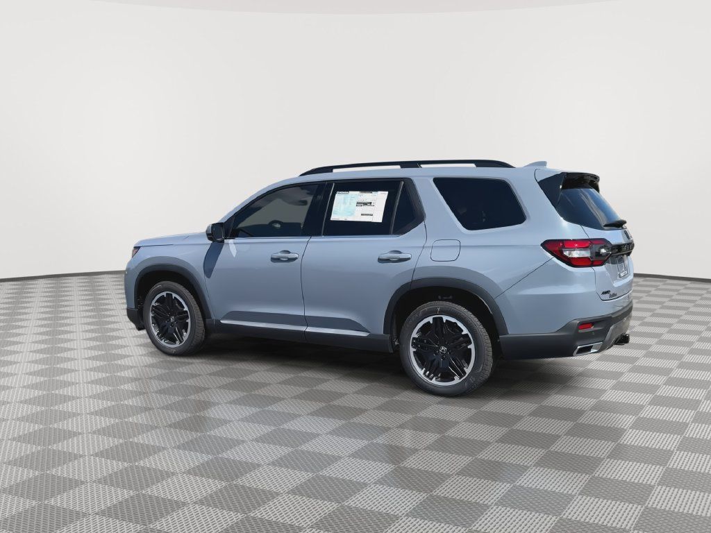 New 2026 Honda Pilot Touring image 6