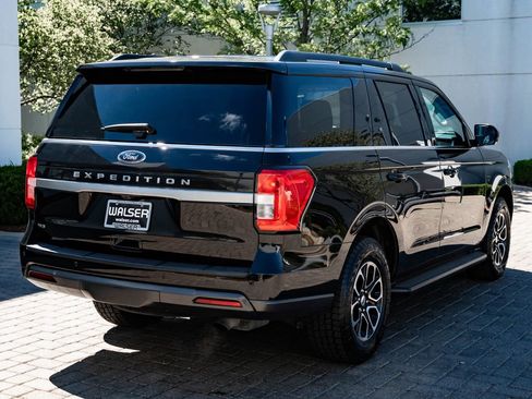 Used 2022 Ford Expedition XLT AWD/4WD image 10