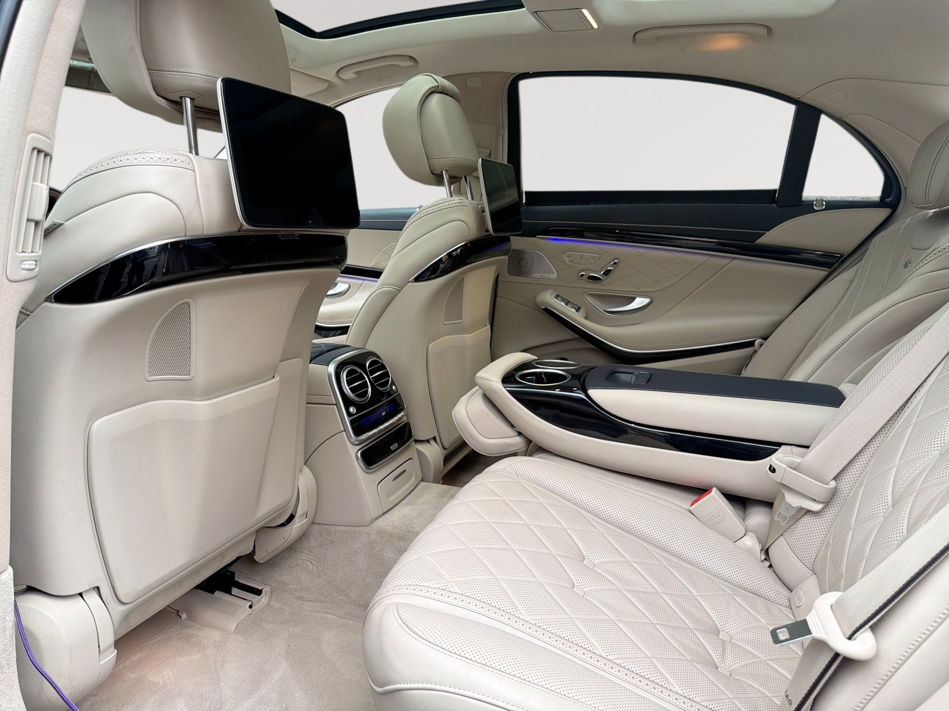 Used 2018 Mercedes-Benz S 560 4MATIC Sedan image 26