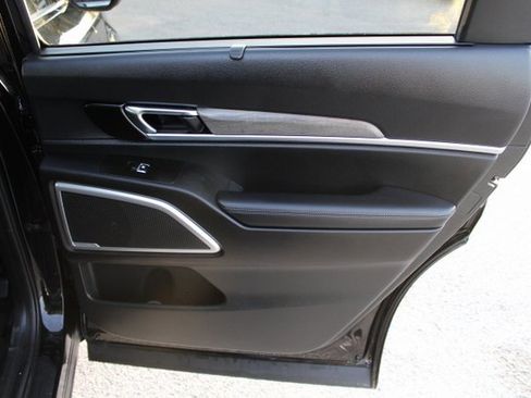 Used 2021 Kia Telluride EX w/ EX Premium Package image 7