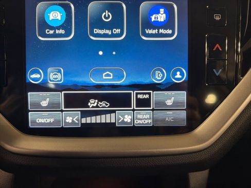 Used 2023 Subaru Ascent Premium w/ Convenience Package image 37