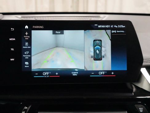 Used 2023 BMW X1 xDrive28i w/ Premium Package image 21