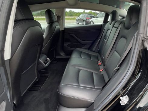 Used 2018 Tesla Model 3 Performance image 33