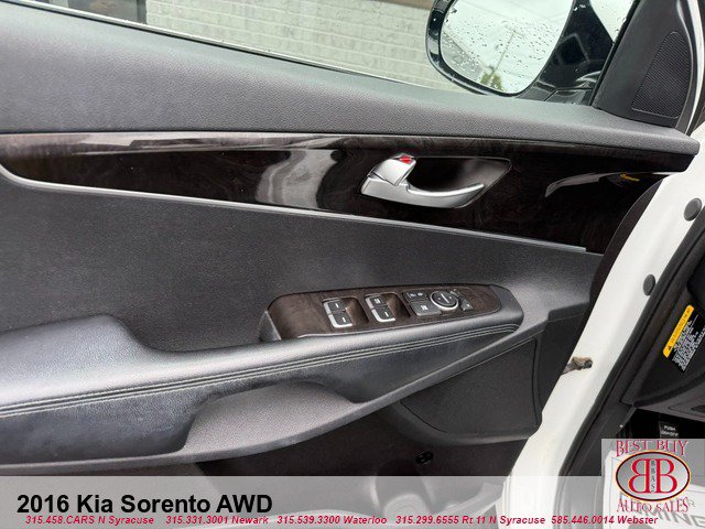 Used 2016 Kia Sorento EX AWD/4WD image 15
