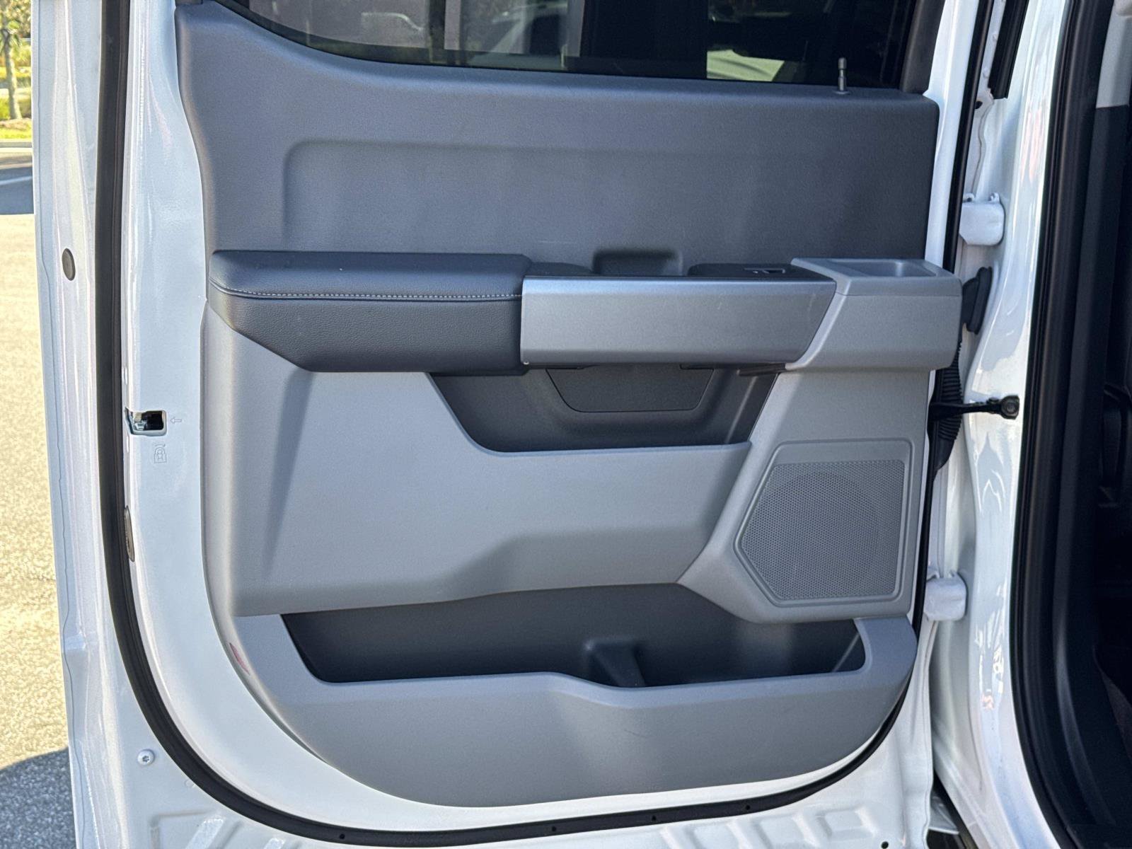 Used 2024 Ford F250 XL w/ STX Appearance Package AWD/4WD image 16