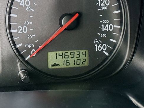 Used 2001 Volkswagen Eurovan MV image 12