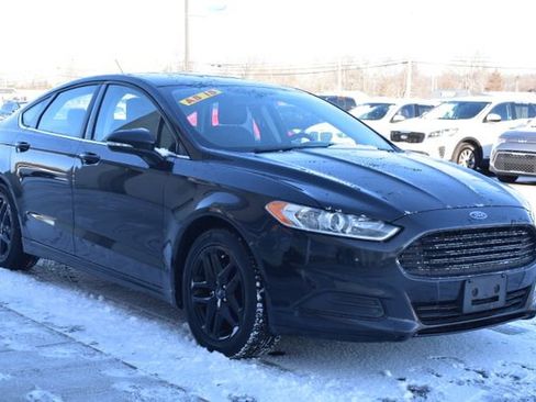Used 2014 Ford Fusion SE image 8