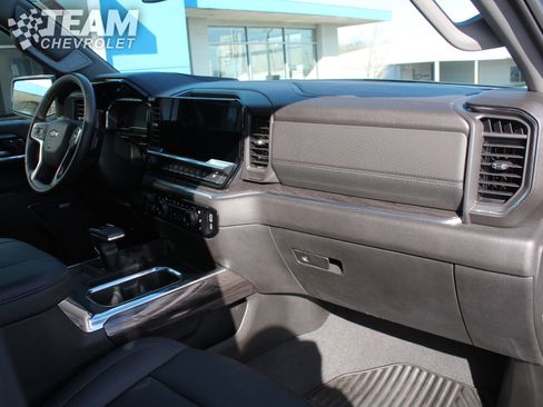 Certified 2025 Chevrolet Silverado 1500 LTZ w/ Z71 Off-Road Package image 27