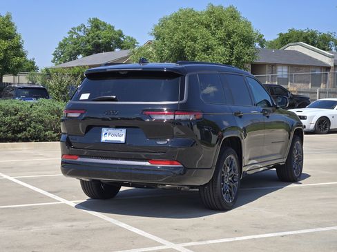 New 2026 Jeep Grand Cherokee L Summit AWD/4WD image 4