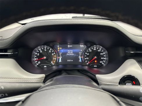 Used 2022 Jeep Compass Limited w/ Sun and Sound Group image 28