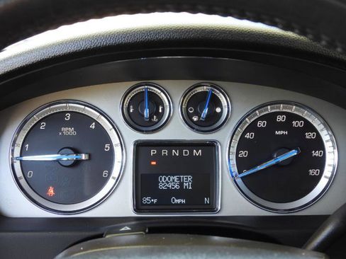 Used 2013 Cadillac Escalade Luxury RWD image 72