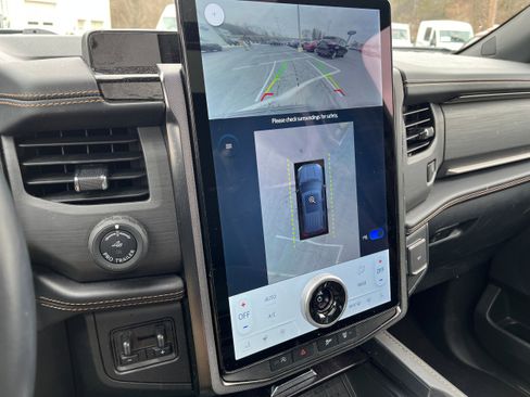 Certified 2023 Ford Expedition Max Platinum image 20