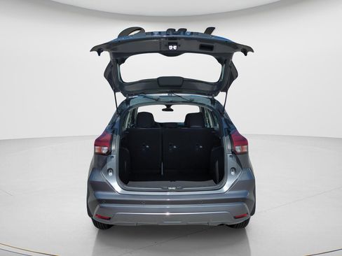 Certified 2025 Nissan Kicks Play S FWD image 9