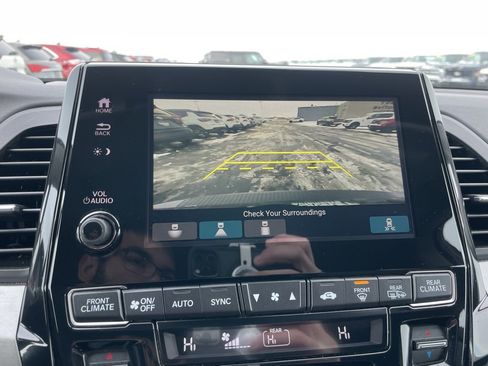 Used 2024 Honda Odyssey EX-L image 18