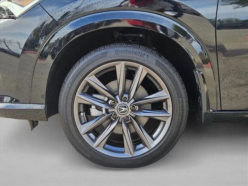 Used 2025 Acura ADX A-Spec image 9