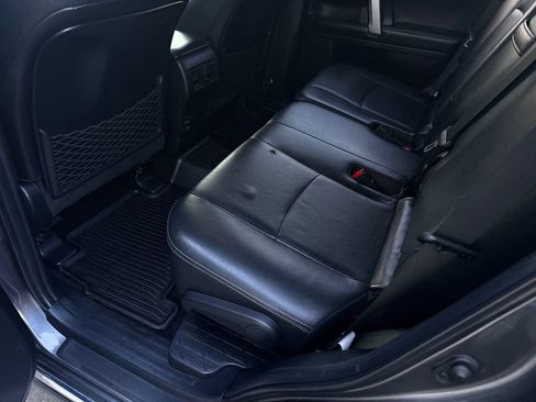 Used 2019 Toyota 4Runner Limited AWD/4WD image 36