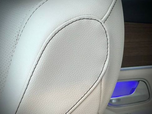 Certified 2025 Mercedes-Benz GLE 350 4MATIC image 21