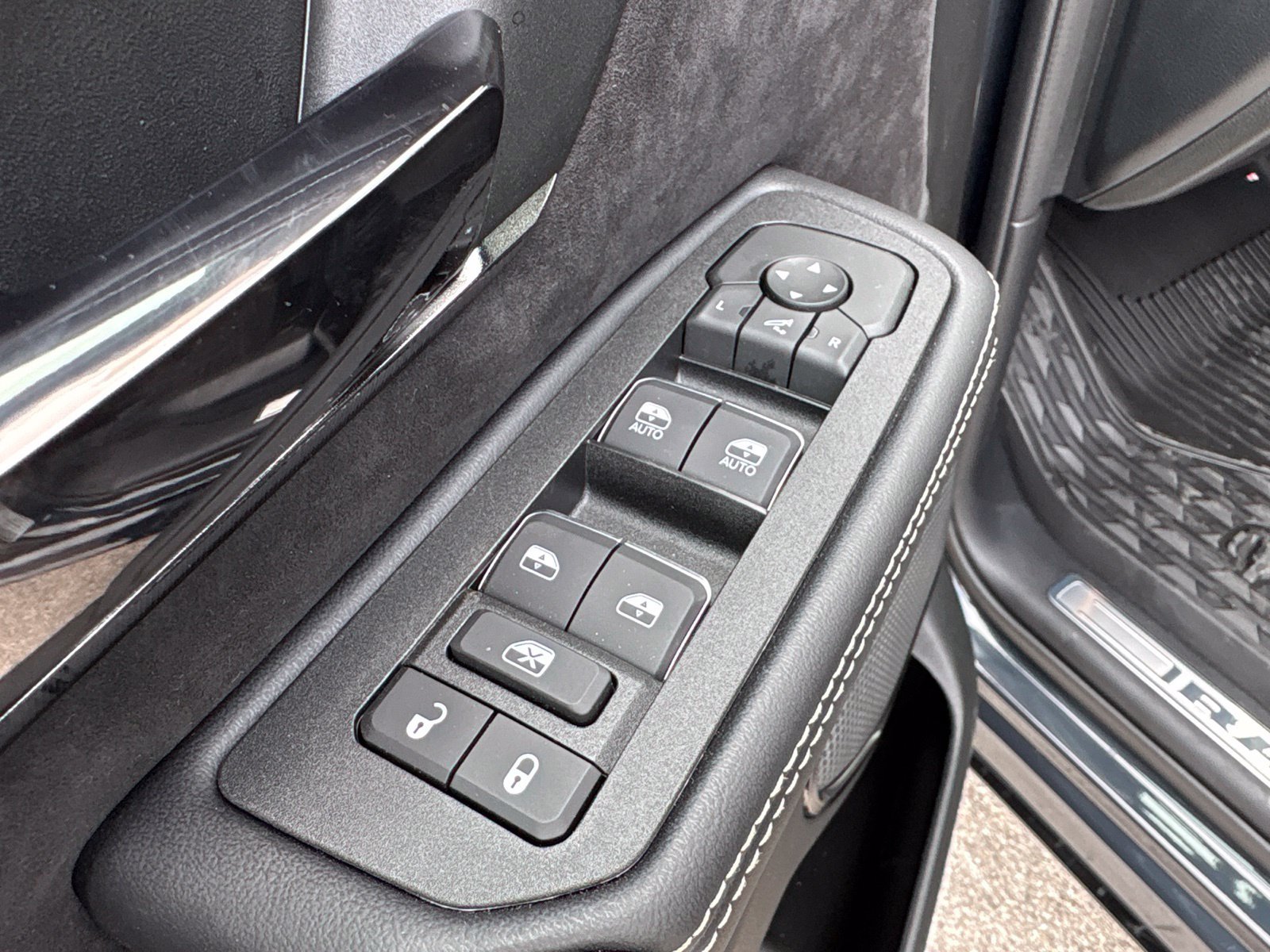 New 2026 RAM 1500 RHO AWD/4WD image 11