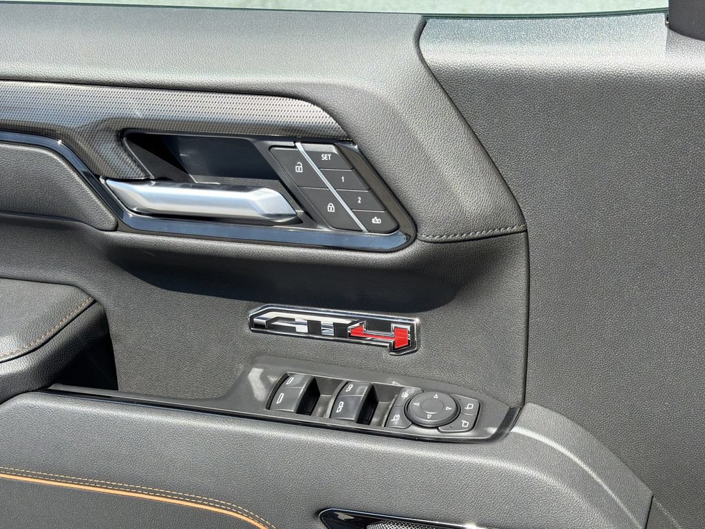 New 2026 GMC Sierra 1500 AT4 w/ Technology Package AWD/4WD image 15