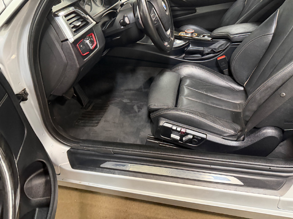 Used 2018 BMW 430i xDrive Convertible AWD/4WD image 55