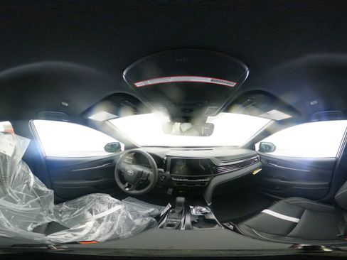 New 2026 Toyota Camry SE FWD image 33