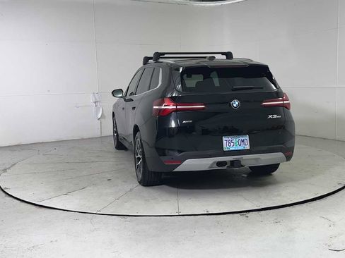 Used 2025 BMW X3 xDrive30i w/ Premium Package image 2