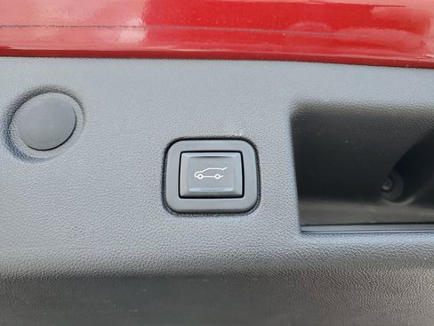 Certified 2023 Chevrolet Equinox LT image 35