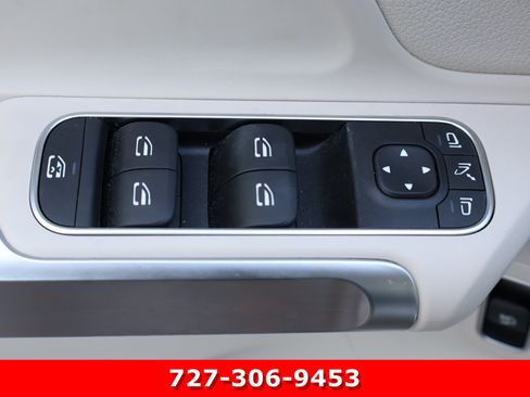 Certified 2023 Mercedes-Benz EQB 300 4MATIC image 15