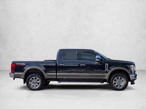 Used 2021 Ford F250 Lariat w/ Lariat Ultimate Package image 4
