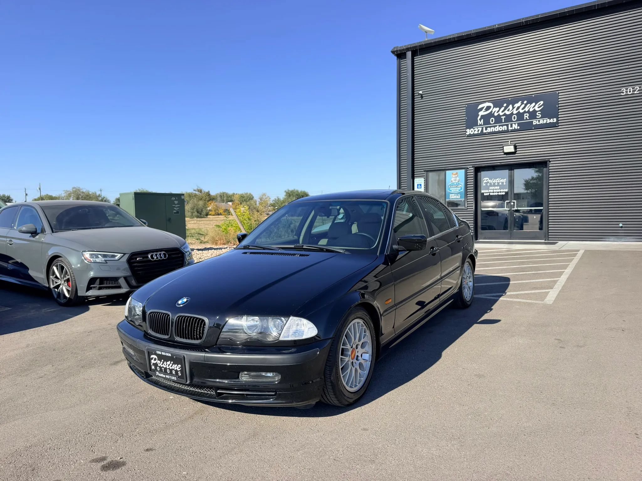 Used 2000 BMW 328i Sedan RWD image 1