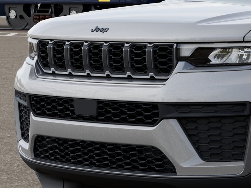 New 2026 Jeep Grand Cherokee Altitude AWD/4WD image 11