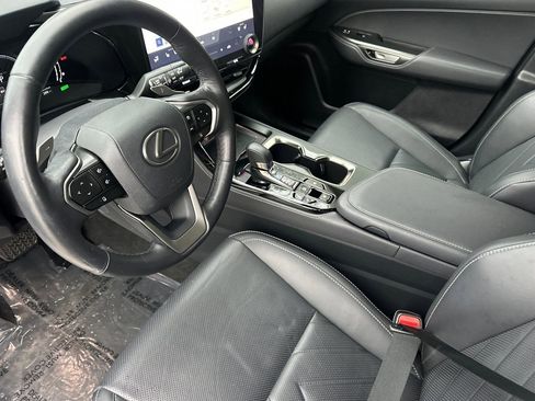 Certified 2025 Lexus NX 300h AWD w/ Luxury Package image 4