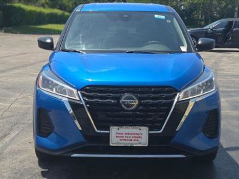 Used 2021 Nissan Kicks S FWD image 9