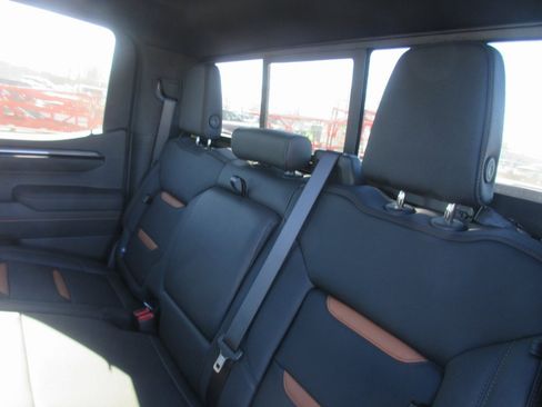 New 2026 GMC Sierra 1500 AT4 w/ AT4 Premium Package image 15