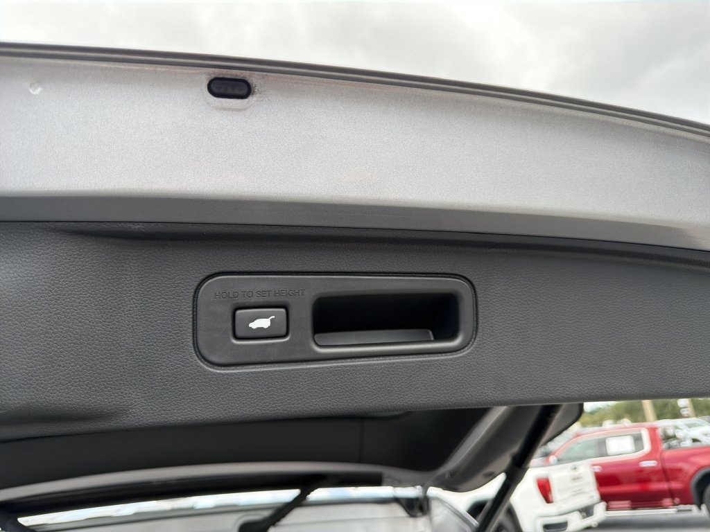 Used 2023 Honda Pilot EX-L image 12