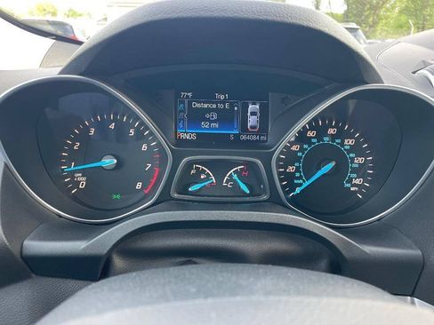 Used 2014 Ford Escape SE w/ Equipment Group 201A FWD image 16
