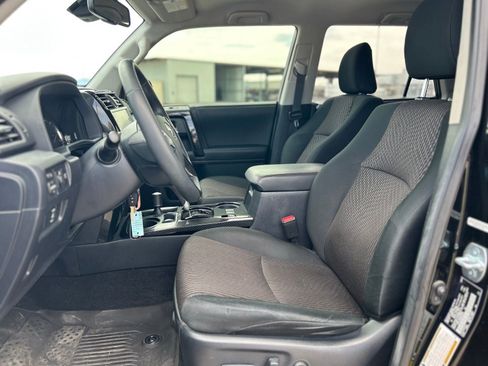 Used 2021 Toyota 4Runner TRD Off-Road image 15