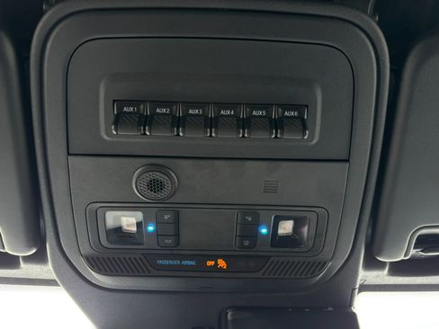 Used 2021 Ford Bronco First Edition AWD/4WD image 34