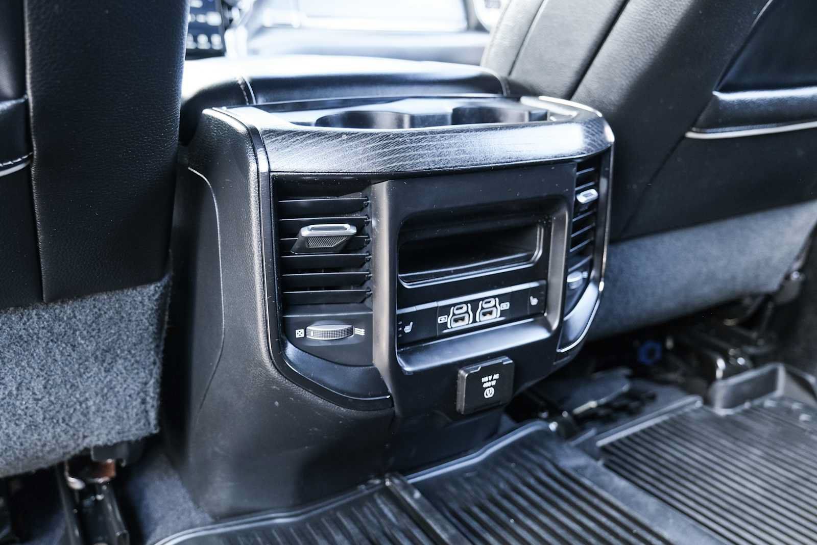 Used 2022 RAM 2500 Limited AWD/4WD image 53