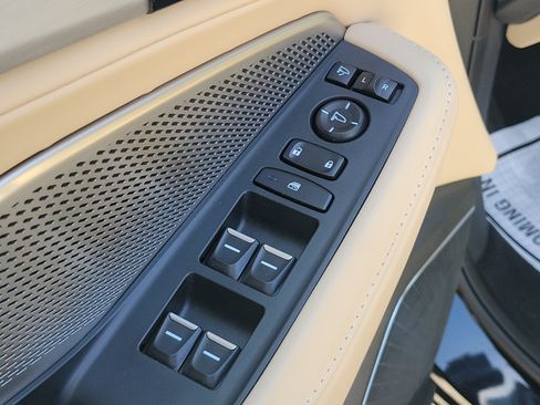Used 2024 Acura MDX FWD w/ Technology Package image 17