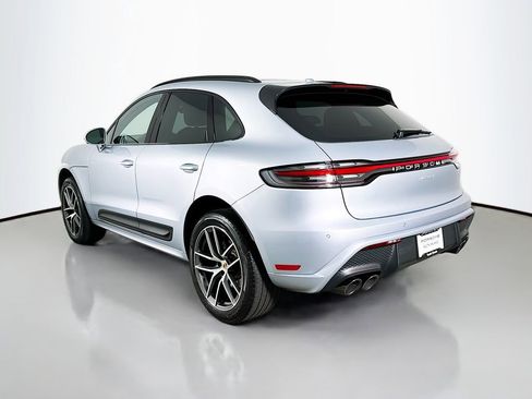 Certified 2023 Porsche Macan AWD/4WD image 3