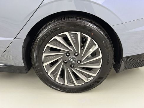 Used 2025 Hyundai Sonata SEL FWD image 31