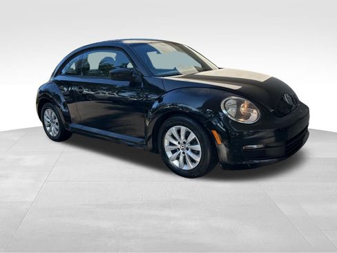 Used 2015 Volkswagen Beetle 1.8T image 2