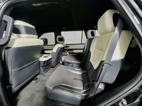 Used 2023 Toyota Sequoia Capstone RWD image 28