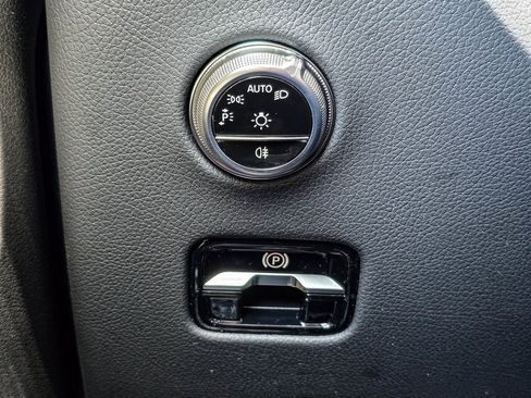 New 2025 Mercedes-Benz GLC 300 4MATIC image 24