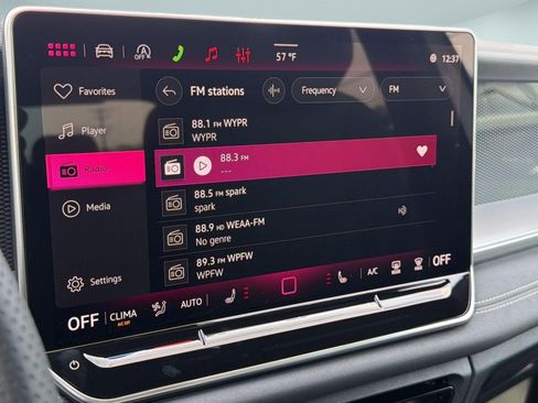 New 2026 Volkswagen Tiguan SE R-Line AWD/4WD image 23